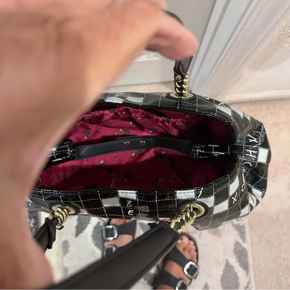 Black and White Scrabble Board Checkered Tote Bag Betsy Johnson - Picture 6 of 8